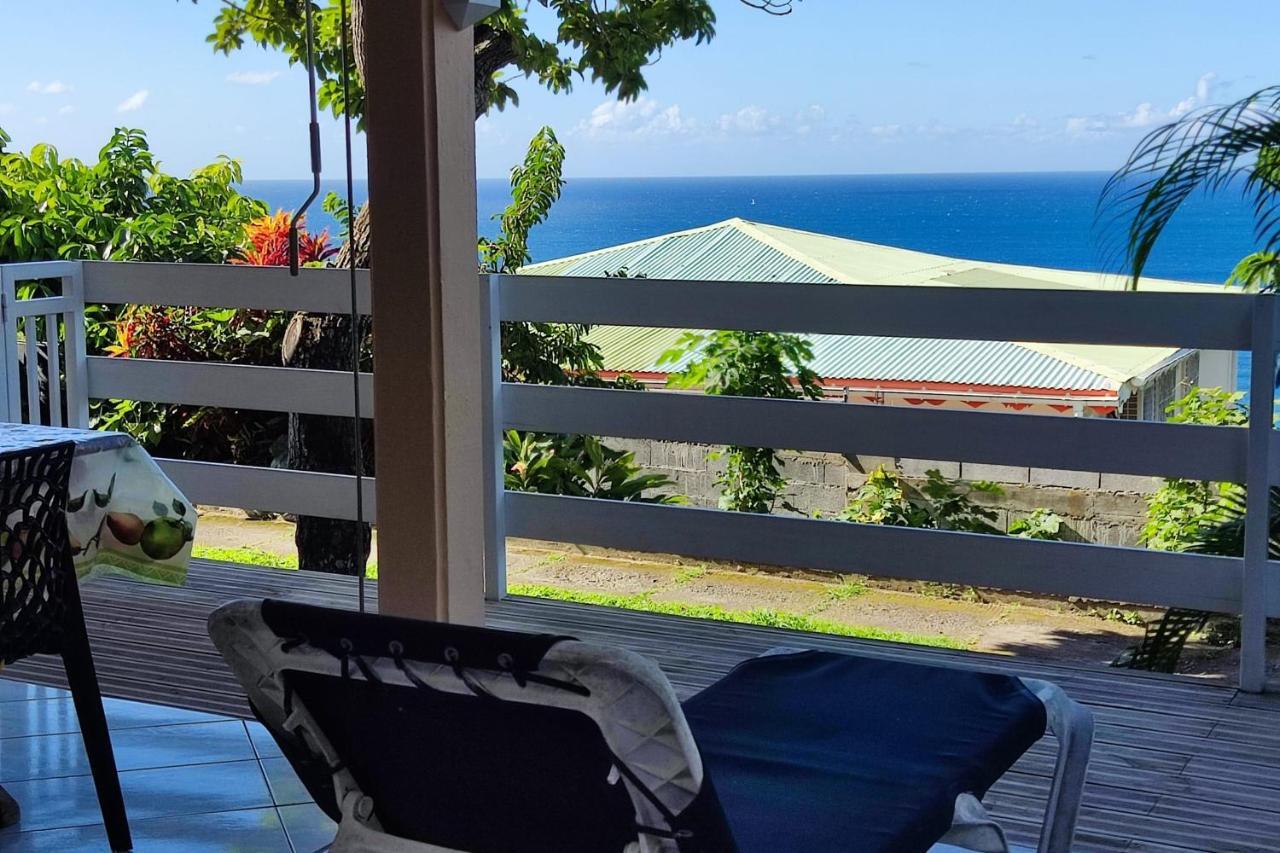 Bungalow With Sea View In Deshaies Eksteriør billede